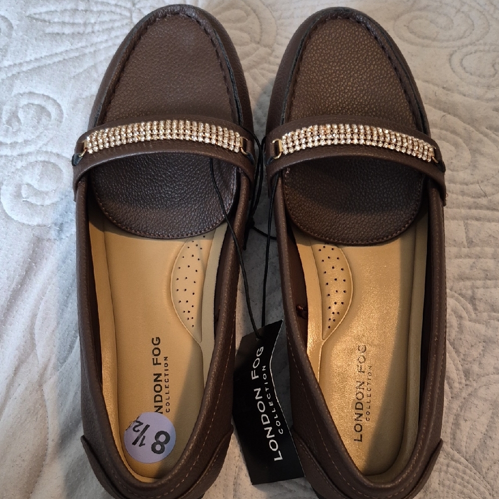 London Fog Women's Dark Brown Loafers with Gold Accent Really Cute Shoes